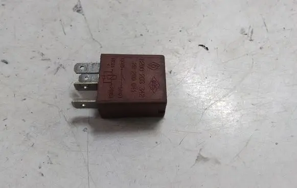 Renault Trafic II (X83) Other relay 8200263342