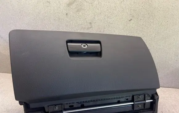 BMW 3 E90 E91 Glove box 7075479 727584