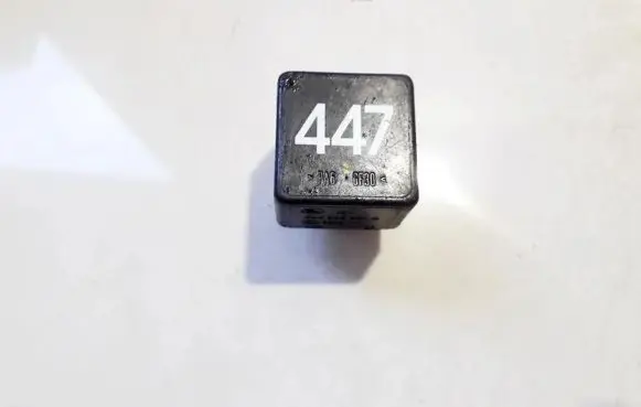Audi A3 S3 8L Other relay 6u0906061 9445111
