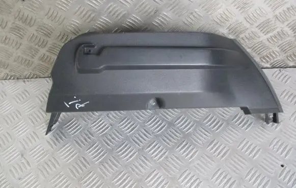 Seat Ibiza III (6L) Trunk/boot side trim panel 6L6867762F