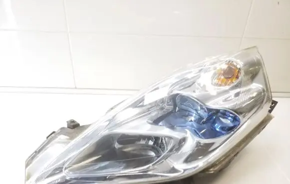 Nissan Leaf I (ZE0) Headlight/headlamp