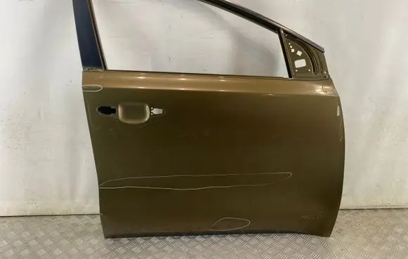 KIA Sportage Front door 76004F1000 76004D9000