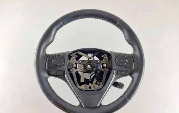 Toyota Auris E180 Steering wheel