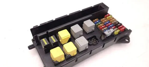 Mercedes-Benz Sprinter W906 Fuse module A9065454201 518817507
