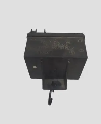 Citroen C6 Glow plug pre-heat relay 0281003018