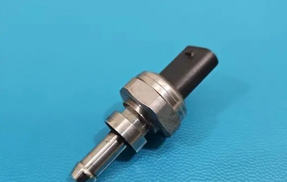 Renault Trafic III (X82) Exhaust gas pressure sensor 223658007R IMPRK1551956