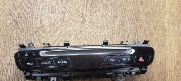 Mercedes-Benz GLC X253 C253 Head unit multimedia control A2059055201