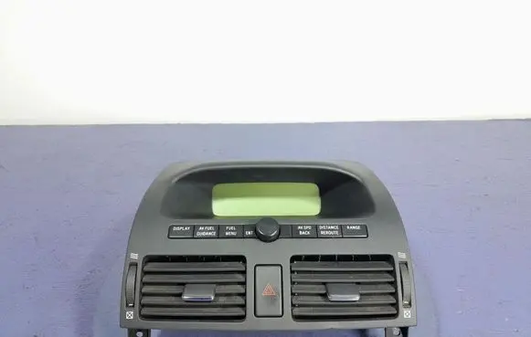 Toyota Avensis Verso Radio/CD/DVD/GPS head unit 8611005020
