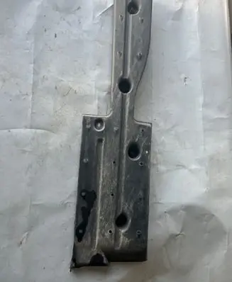 Toyota Prius (NHW20) Side bottom protection 5816847010