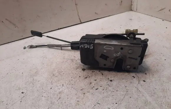 Opel Signum Front door lock 13210765