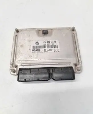 Volkswagen Transporter - Caravelle T4 Engine control unit/module 074906018BG 28SA4854 0281010631