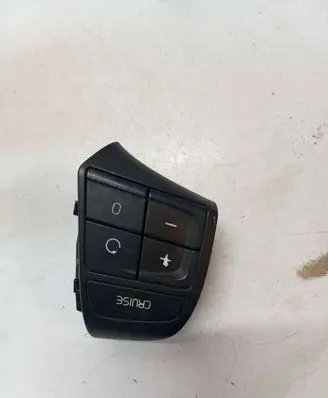 Volvo XC60 Steering wheel buttons/switches 31264948