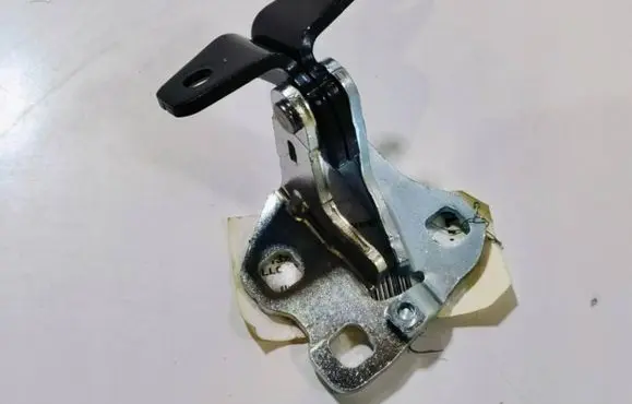 Tesla Model 3 Front door hinge set 11010340-00-E 1101034000E 11010340