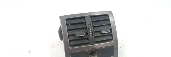 Rear air vent grill