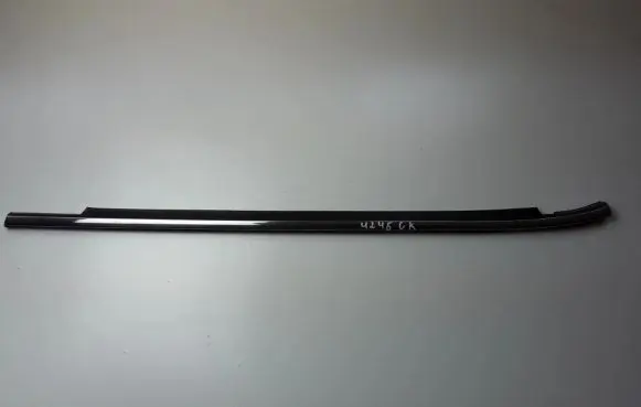 Alfa Romeo Giulietta Rear door trim (molding)
