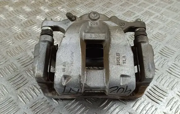 Honda CR-V Front brake caliper