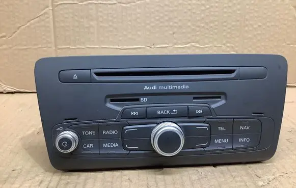 Audi A1 Radio/CD/DVD/GPS head unit 8X0035182B