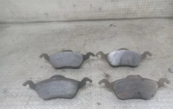 Ford Focus Brake pads (front) 