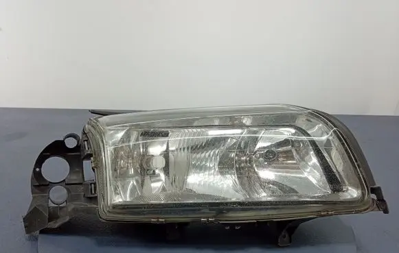 Volvo S80 Headlight/headlamp