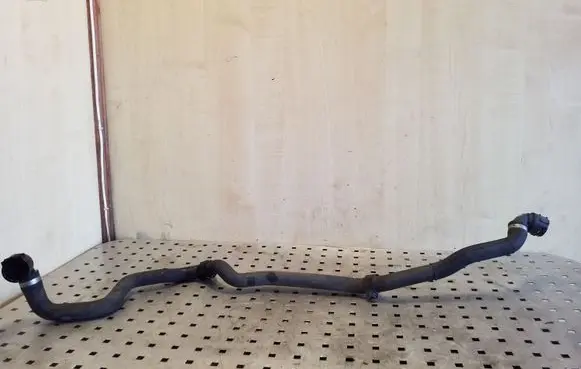 BMW X1 E84 Engine coolant pipe/hose