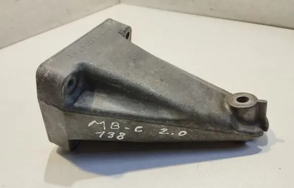 Mercedes-Benz C W203 Engine mounting bracket A1112231704