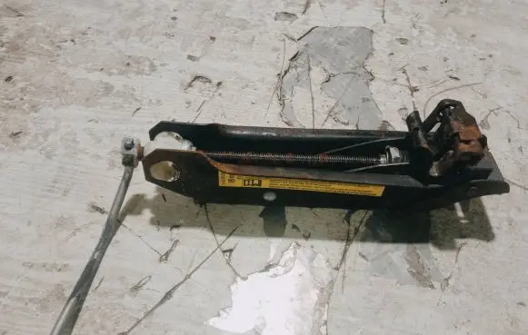 Seat Leon (1P) Lift Jack 1K0011031L
