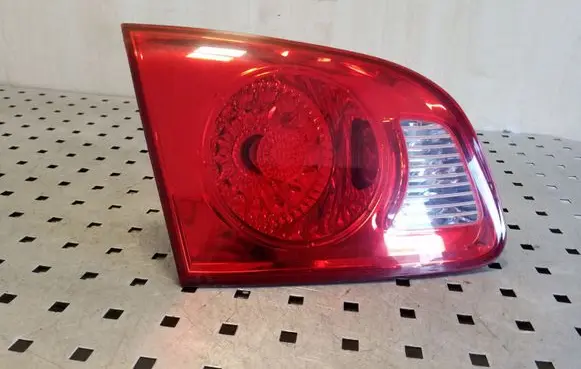 Hyundai Santa Fe Tailgate rear/tail lights 924052B000
