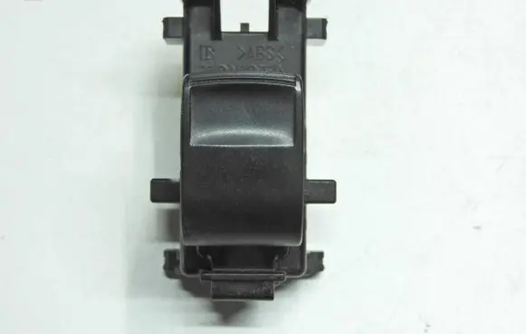 Toyota Urban Cruiser (XP110) Quarter vent window switch 8292A9N
