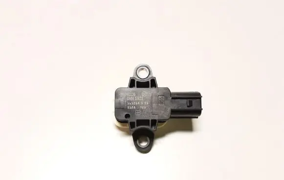 Mazda CX-3 Airbag deployment crash/impact sensor DA8A57KC0 K3239