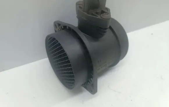 Volvo V70 Mass air flow meter 8670115 0280218088
