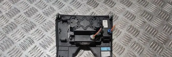 Mercedes-Benz E W212 Head unit multimedia control A2126806593