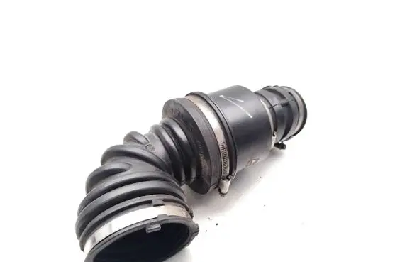 Opel Insignia A Air intake hose/pipe 0115380A