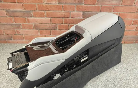 BMW X6 G06 Center console 9495661 5A3D132 KPA9