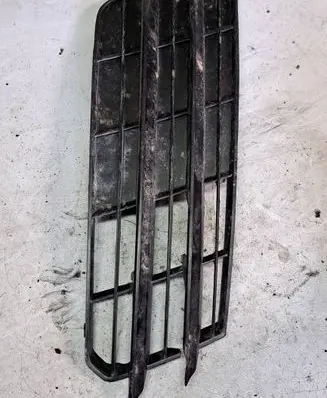 Audi A7 S7 4G Front bumper corner part panel trim 4G8807682