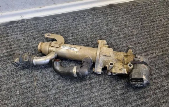 Volvo V50 EGR valve cooler 8653691 993062H