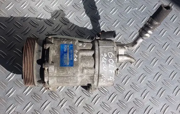 Volkswagen Golf IV Air conditioning (A/C) compressor (pump) 1J0820803K