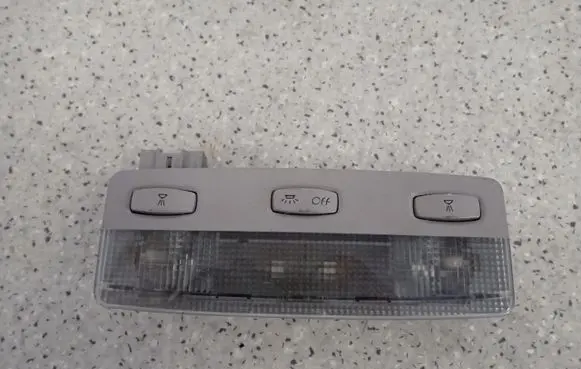 Nissan Primera Headlining lighting console trim 