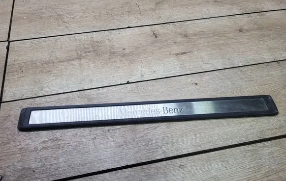 Mercedes-Benz E W211 Front sill trim cover A2116801435