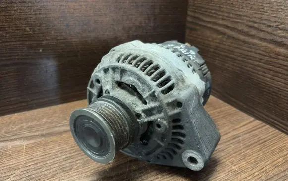 Mercedes-Benz Sprinter W901 W902 W903 W904 Generator/alternator 0101540802 0123320041
