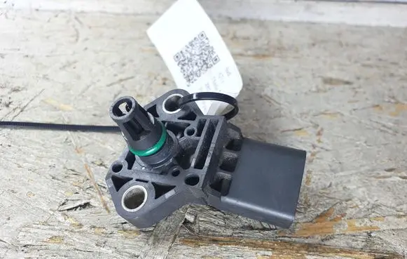 Audi A2 Air pressure sensor 0261230266