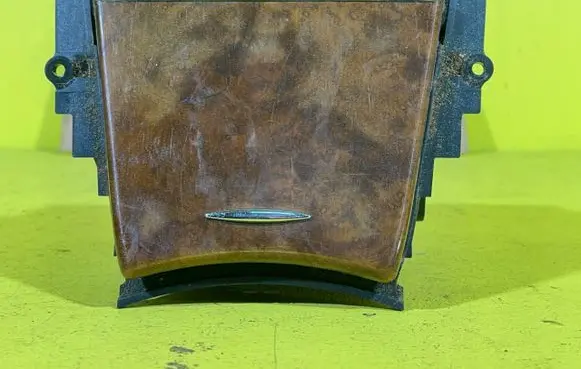 Mercedes-Benz E W211 Ashtray (rear) RZ4R1