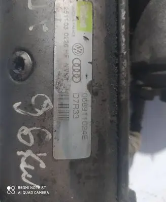 Volkswagen PASSAT B5.5 Starter motor 068911024E D7R33