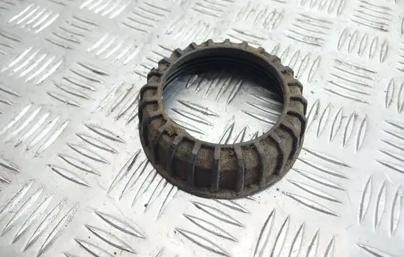 Volvo S70 V70 V70 XC In tank fuel pump screw locking ring/nut 