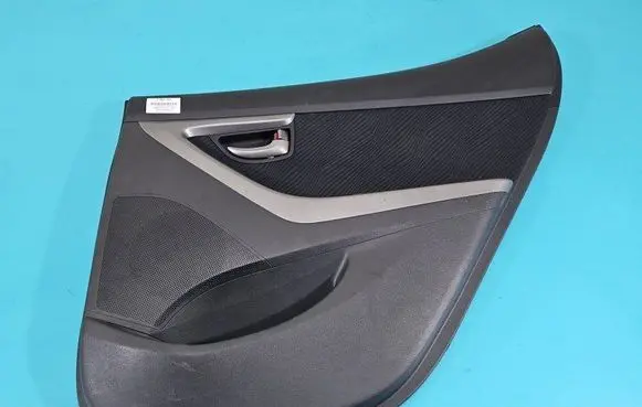 Hyundai Elantra Coupe rear side trim panel 83320-3X100 IMPRK1451131
