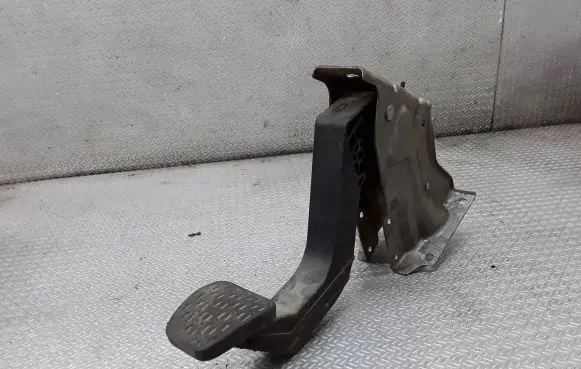 Mercedes-Benz Sprinter W906 Clutch pedal 