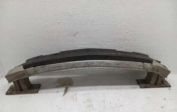 Opel Insignia A Rear bumper support beam