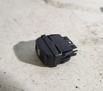 Citroen Xsara Picasso Tailgate glass/window release handle 
