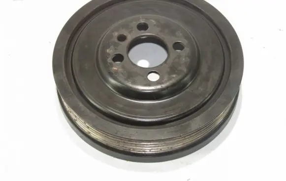 Volkswagen PASSAT B6 Crankshaft pulley 03G105243