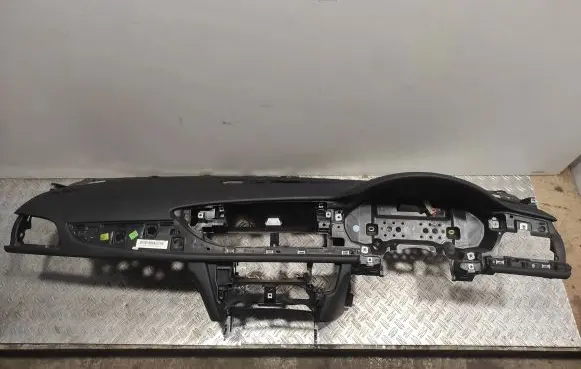 Audi A6 Allroad C7 Dashboard