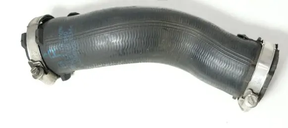 Audi Q7 4L Intercooler hose/pipe 7L8145980